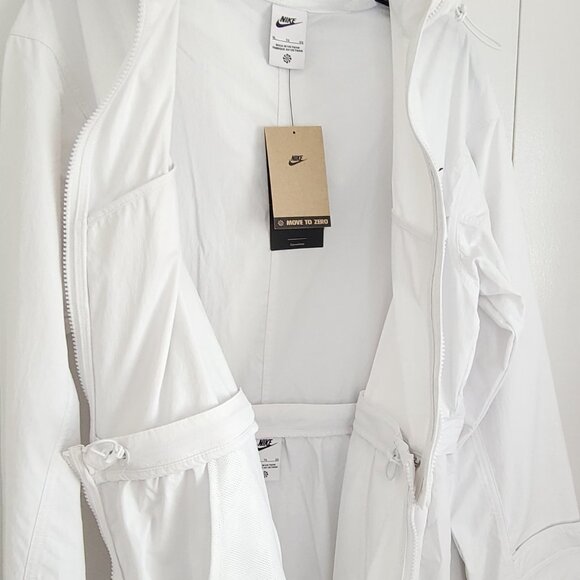 Nike Serena Williams 3 in 1 Convertible Trench - Picture 7 of 8